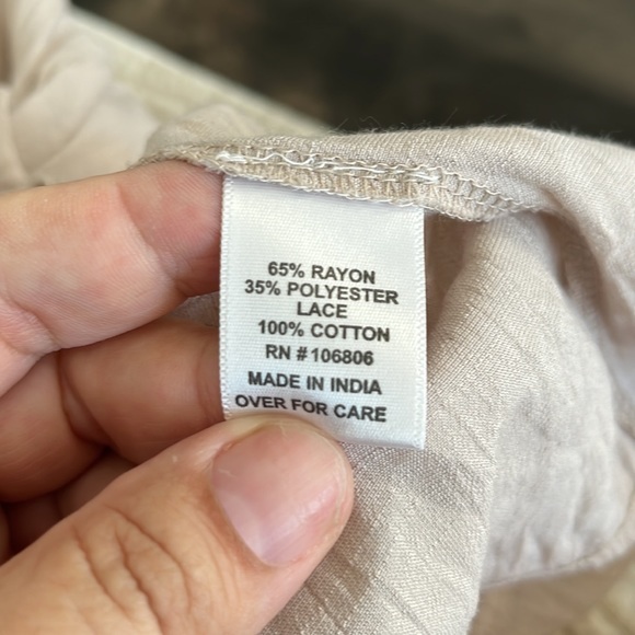 Emily Daniels blouse - Picture 6 of 6